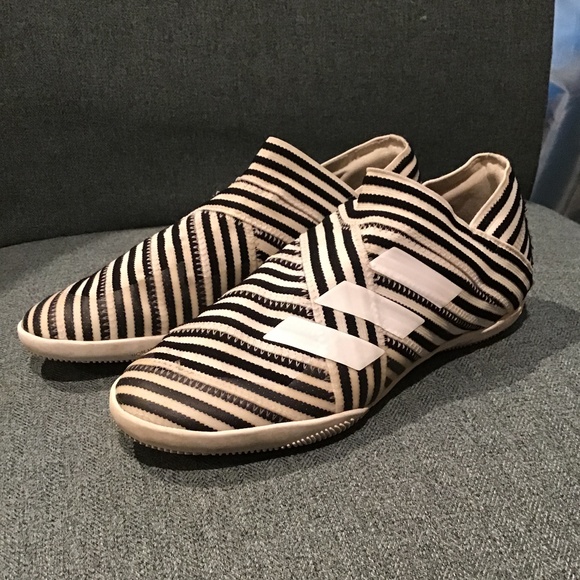 nemeziz indoor